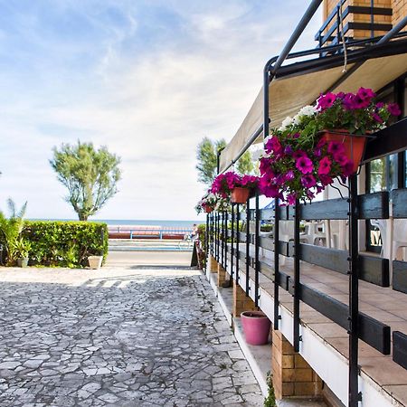 Piccolo Hotel Terracina Ngoại thất bức ảnh