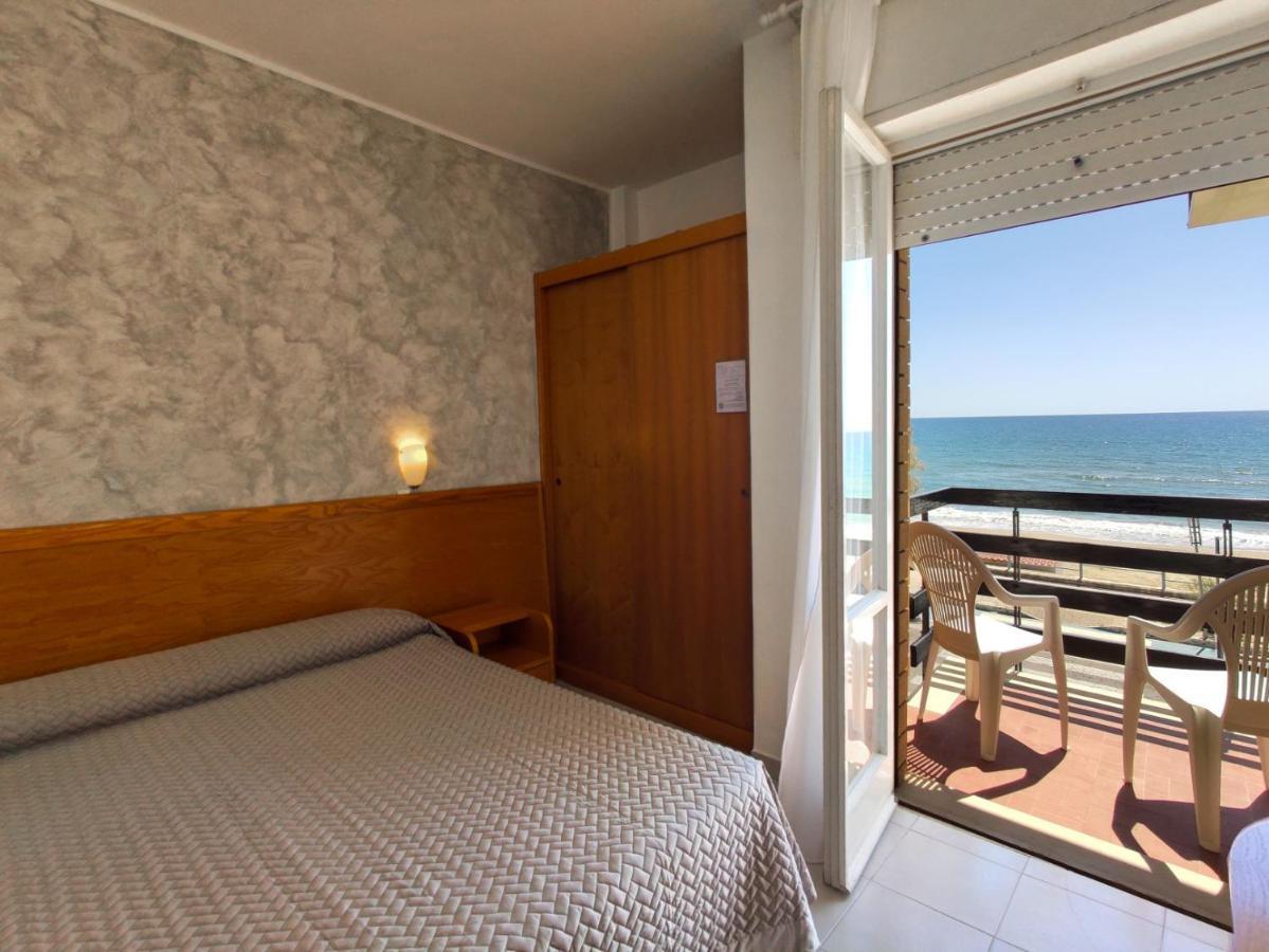 Piccolo Hotel Terracina Ngoại thất bức ảnh