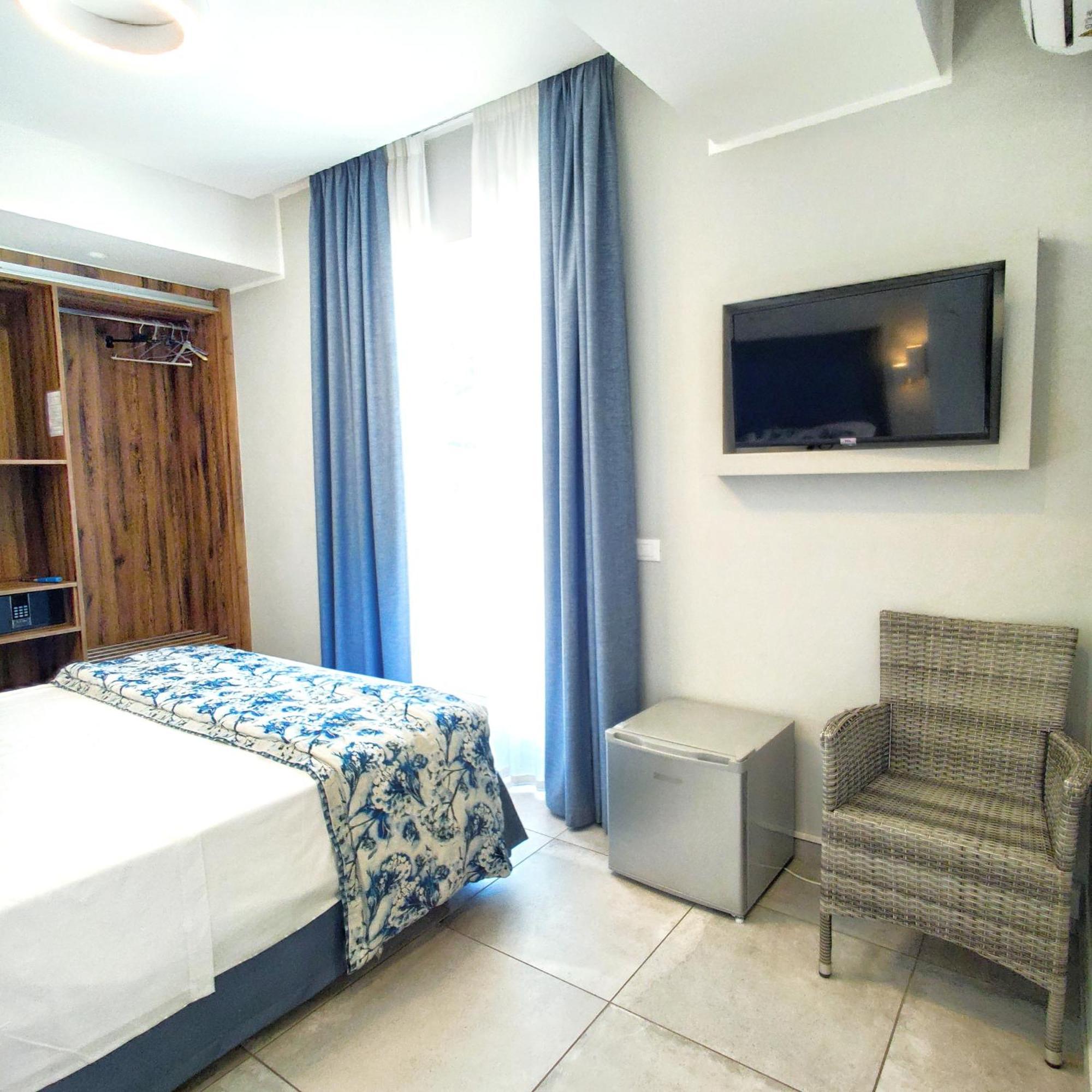 Piccolo Hotel Terracina Ngoại thất bức ảnh