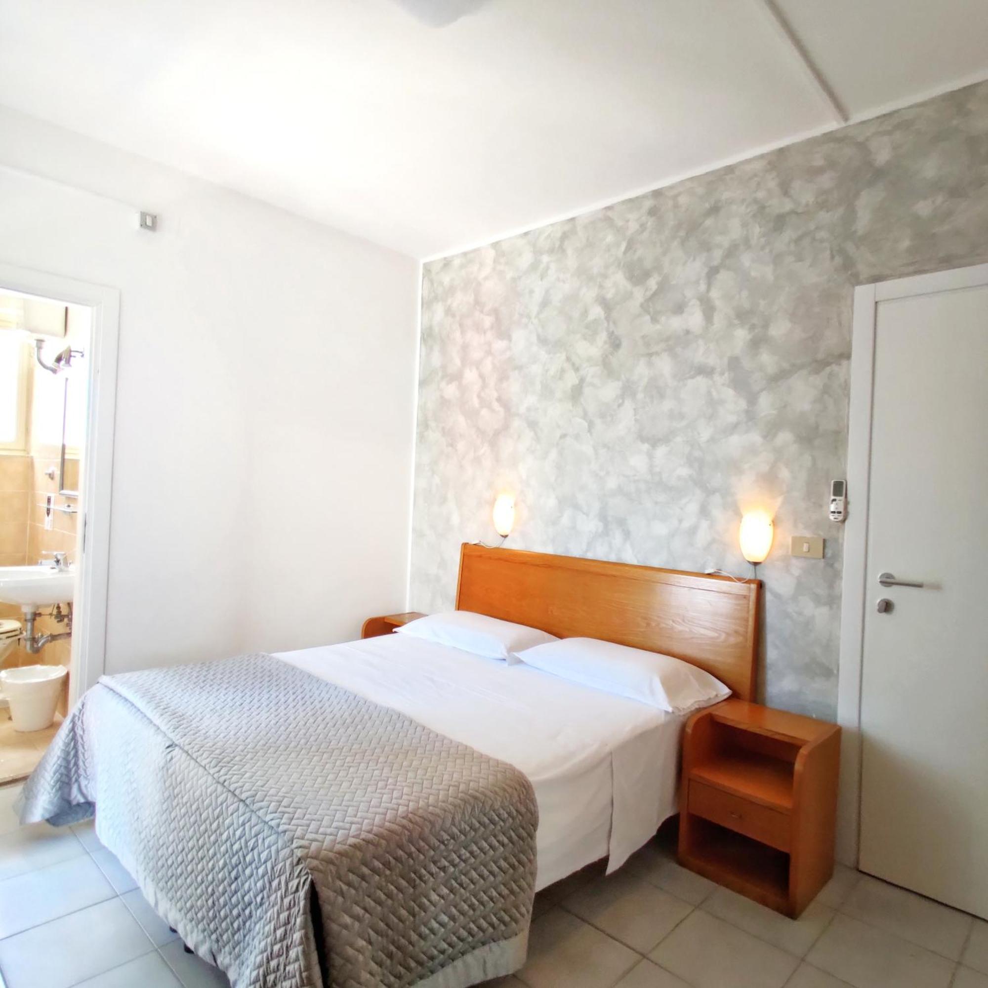 Piccolo Hotel Terracina Ngoại thất bức ảnh